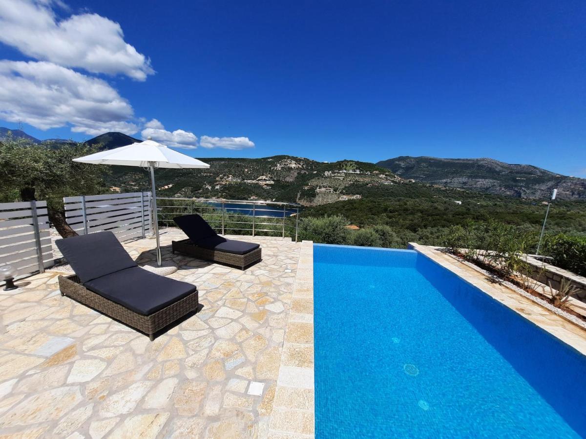 Villas Amantea- quattro ville con piscina grande e piscina Infinity Sívota Esterno foto