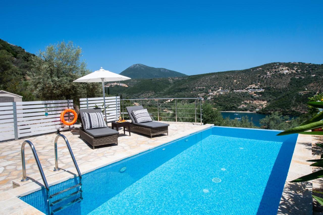 Villas Amantea- quattro ville con piscina grande e piscina Infinity Sívota Esterno foto