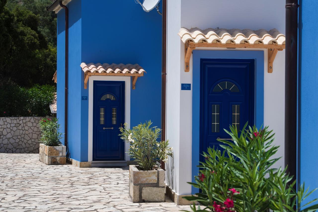 Villas Amantea- quattro ville con piscina grande e piscina Infinity Sívota Esterno foto
