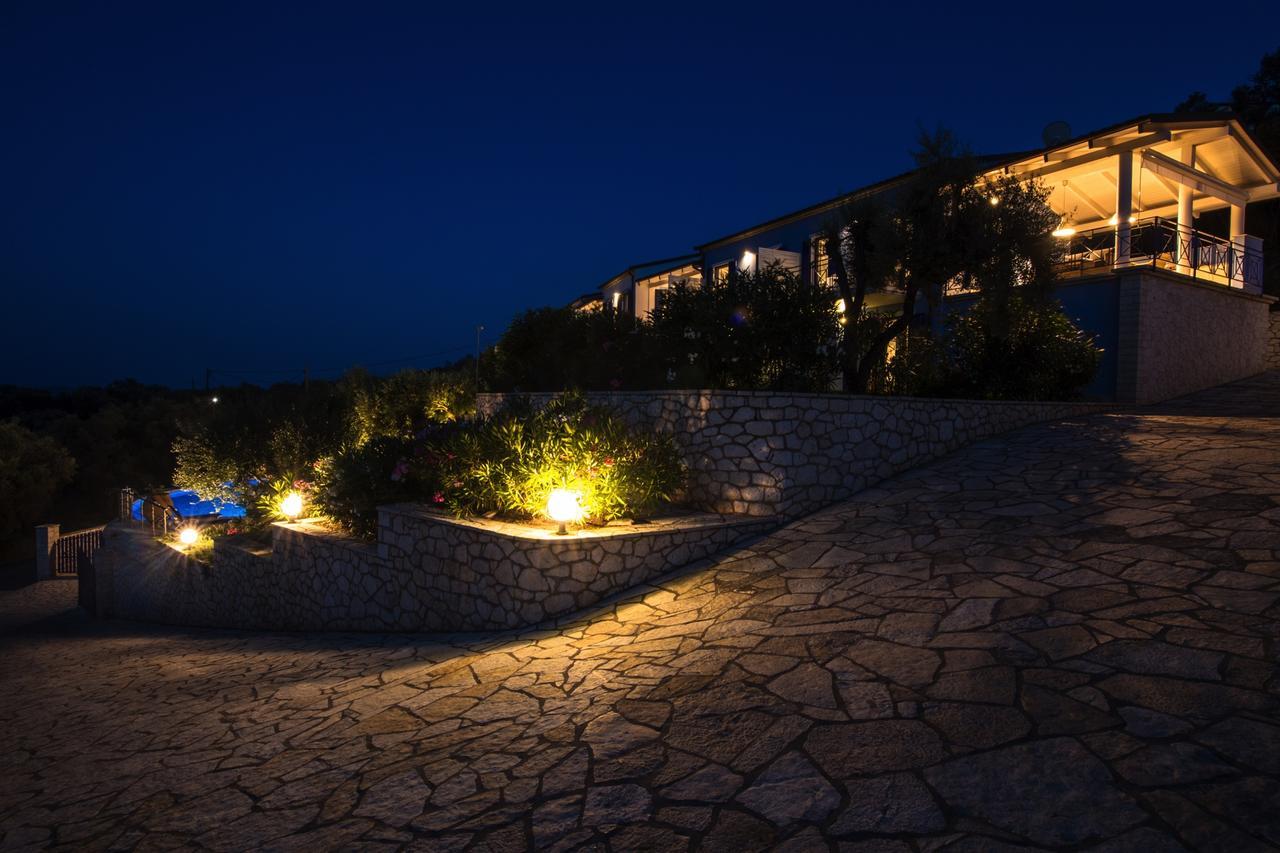 Villas Amantea- quattro ville con piscina grande e piscina Infinity Sívota Esterno foto