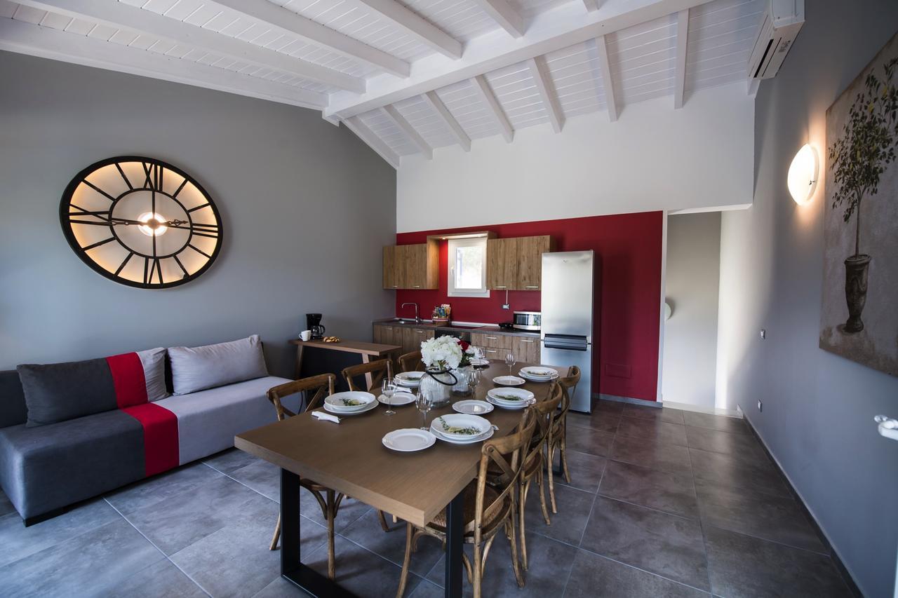 Villas Amantea- quattro ville con piscina grande e piscina Infinity Sívota Esterno foto