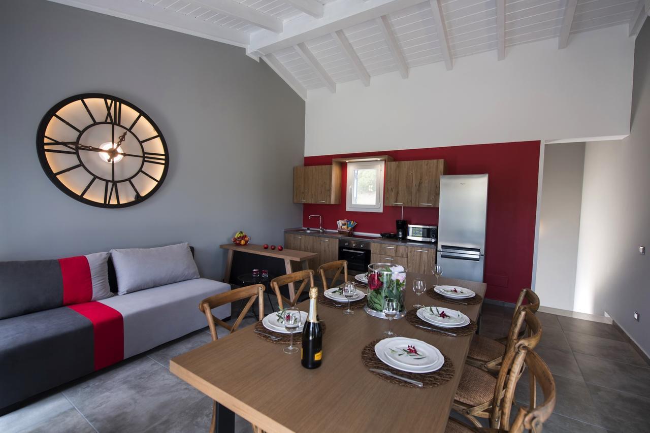 Villas Amantea- quattro ville con piscina grande e piscina Infinity Sívota Esterno foto