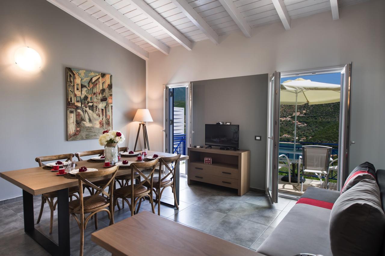 Villas Amantea- quattro ville con piscina grande e piscina Infinity Sívota Esterno foto
