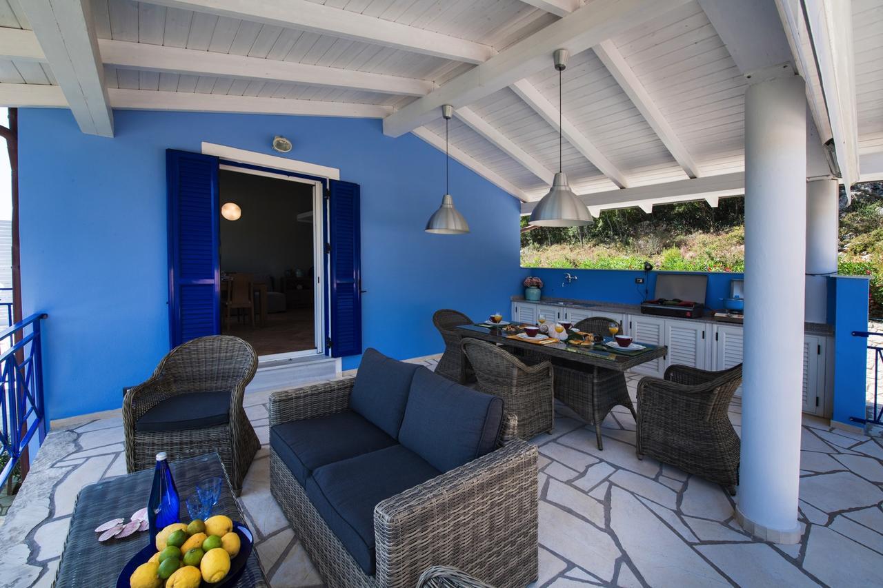 Villas Amantea- quattro ville con piscina grande e piscina Infinity Sívota Esterno foto
